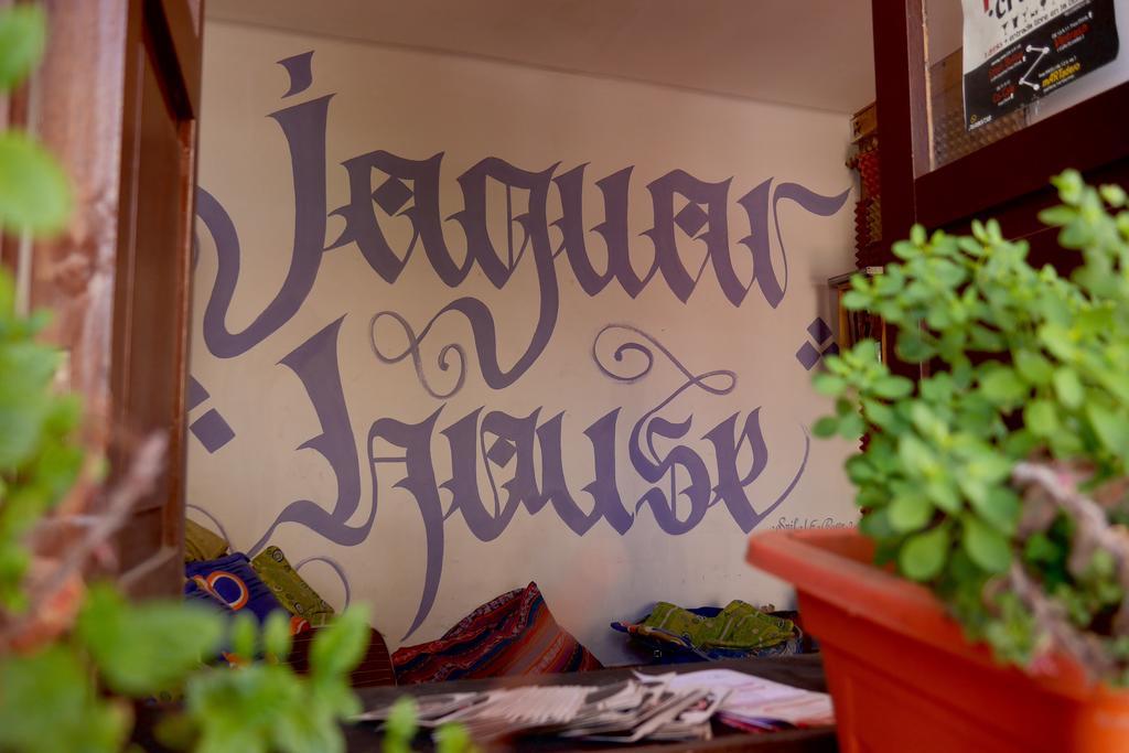 Jaguar House Hostel โกชาบัมบา ภายนอก รูปภาพ