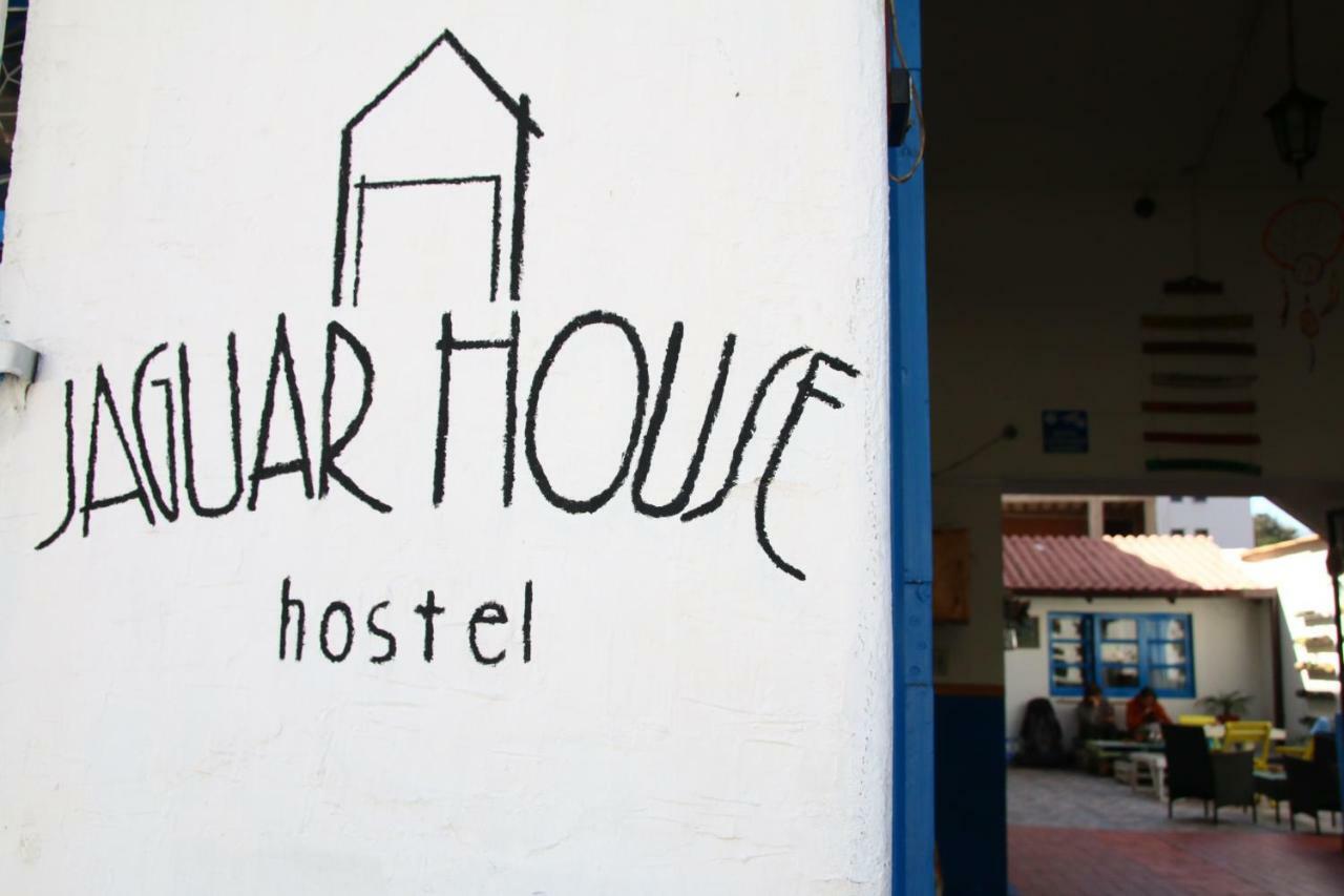 Jaguar House Hostel โกชาบัมบา ภายนอก รูปภาพ