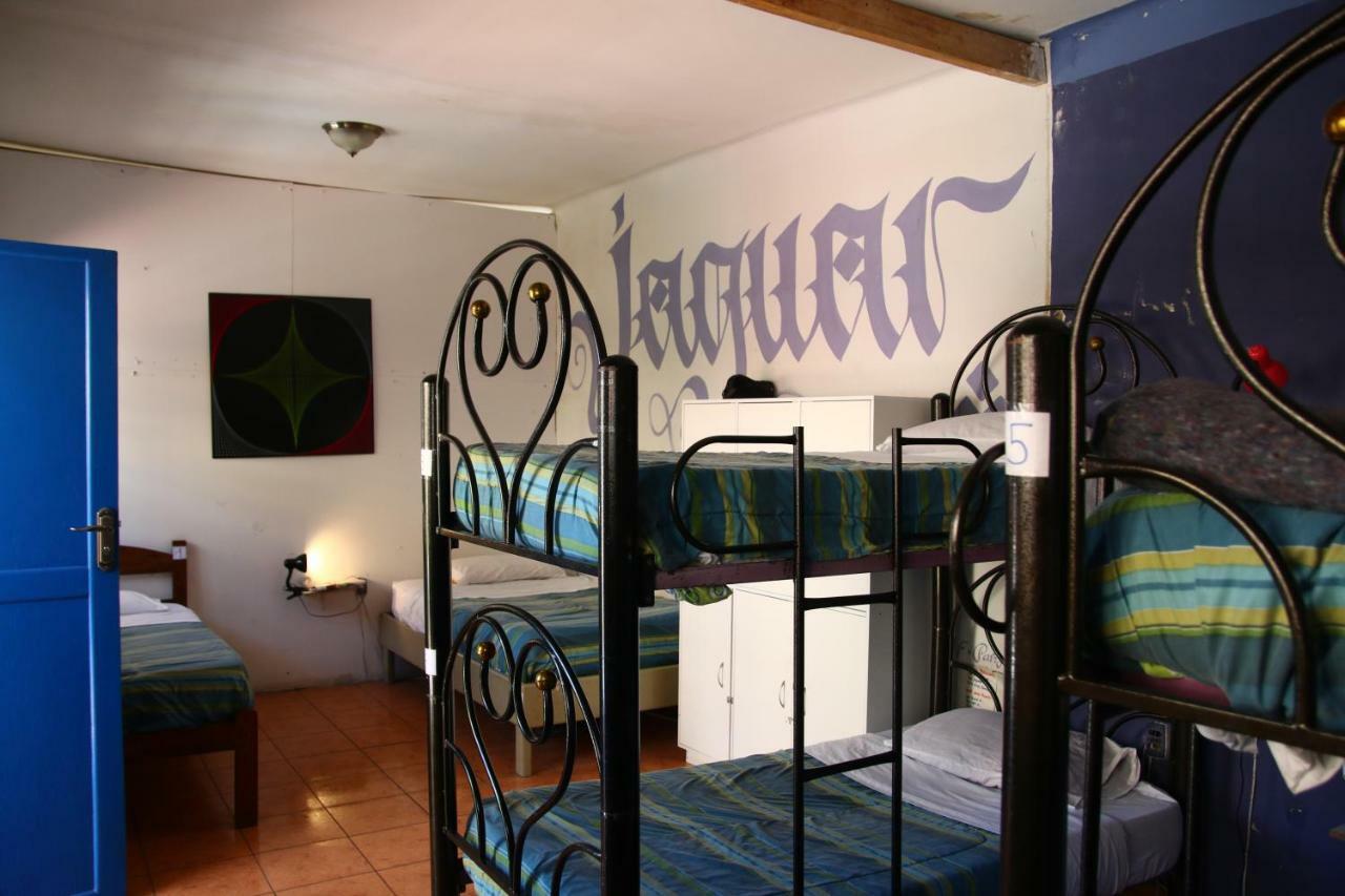 Jaguar House Hostel โกชาบัมบา ภายนอก รูปภาพ